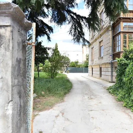 Studio Apartman Lea Pula Exterior photo